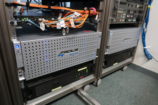 Facilis Technology HUB 24 96TB x 2式
