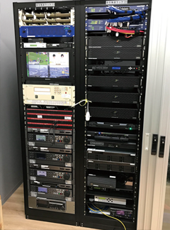 番組自動送出システム  機器ラック
